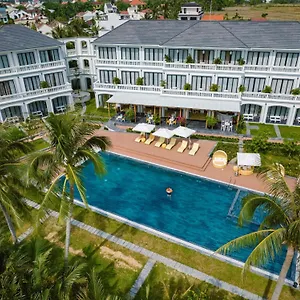 Moodhoian Riverside & Hoi An